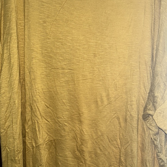 LuLaRoe top - Picture 2 of 6